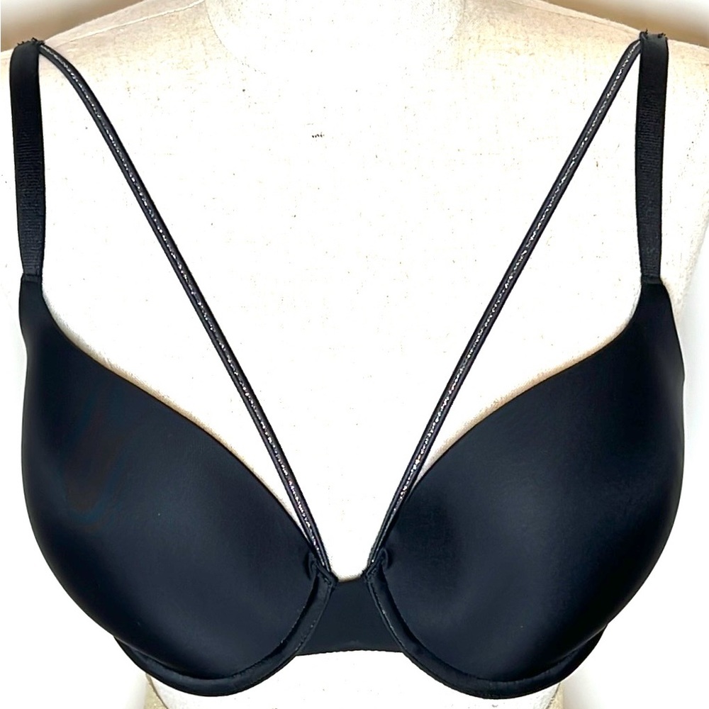 NWT Victoria’s Secret Lightly Lined Demi Strappy Convertible Bra